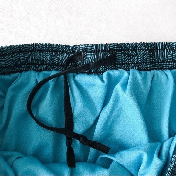 Nike Shorts Geometric blue *Lined - Picture 11 of 11